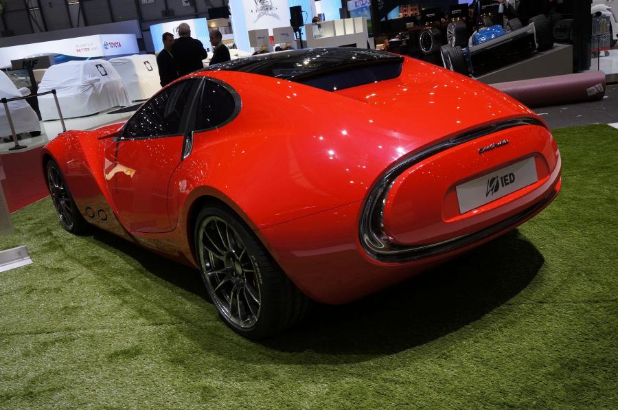  Cisitalia 202 E Concept by IED 2012 года  (фото 7 из 15)